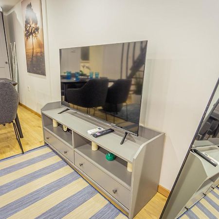 Apartamento Cosy Flat In The Dob Street - Sapphire Budapest Exterior foto