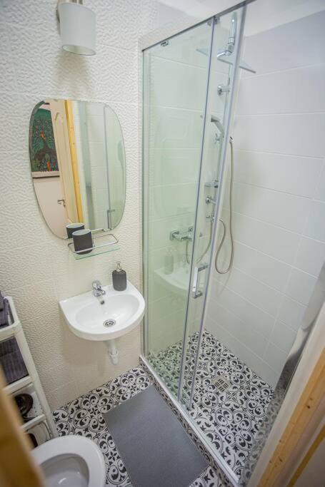 Apartamento Cosy Flat In The Dob Street - Sapphire Budapest Exterior foto